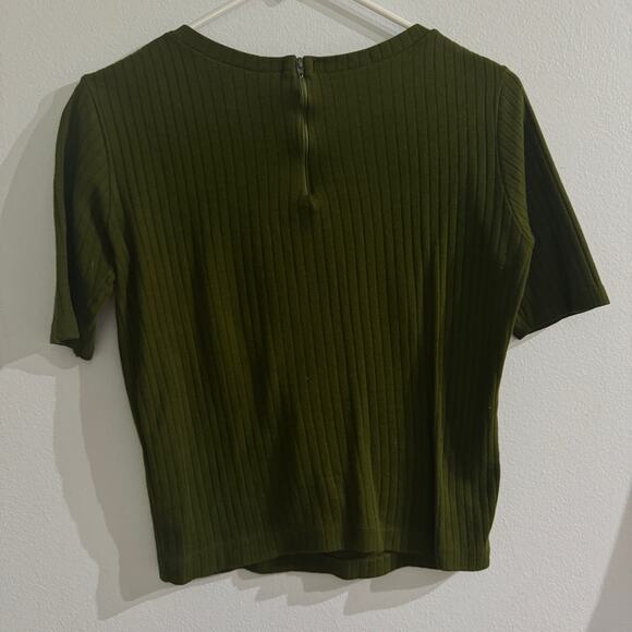 Cropped Army Green Mid Sleeve Ribbed Crewneck Top Zipper Back Size Small - Picture 5 of 6